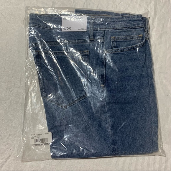 Sam Edelman The Kitten Straight Leg Raw Hem Jeans Quinn Denim Blue NWT Size 8/29 - Picture 4 of 9